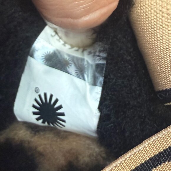 UGG FLUFF YEAH 9 Women's Sandals Slippers Slides Animal Print Open Toe Casual - Picture 10 of 14